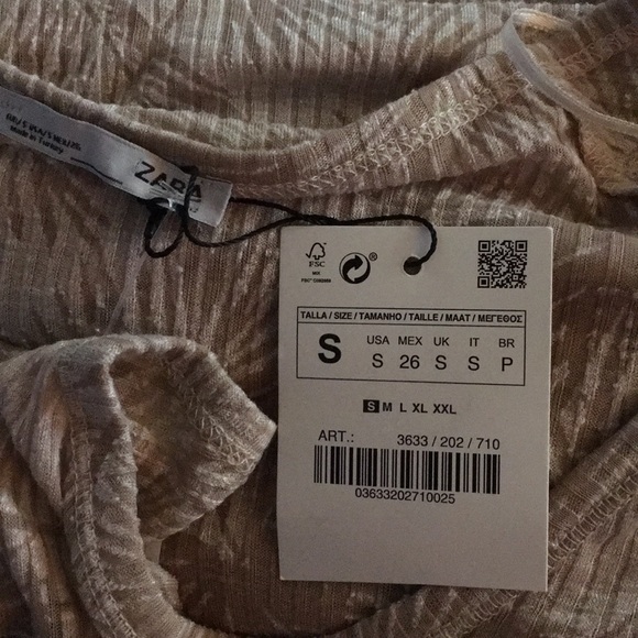 Zara Palm Trees T-shirt with Round Neckline- SZ S - Picture 6 of 6